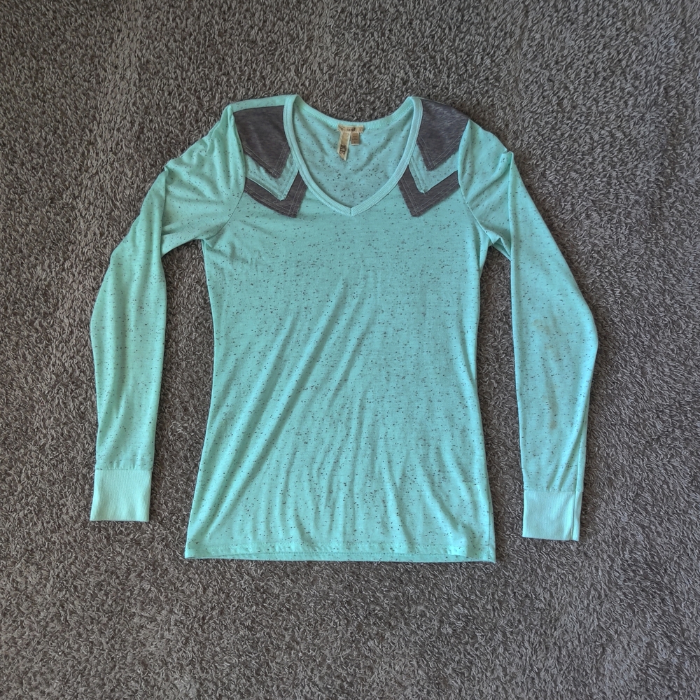 BKE "eased" Women's Long Sleeve Top - Mint and Gray